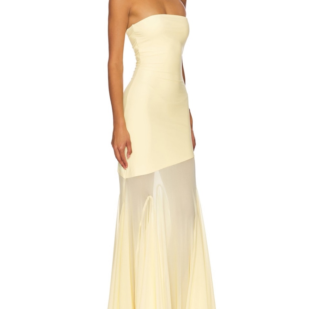 Elegant butter yellow strapless dress